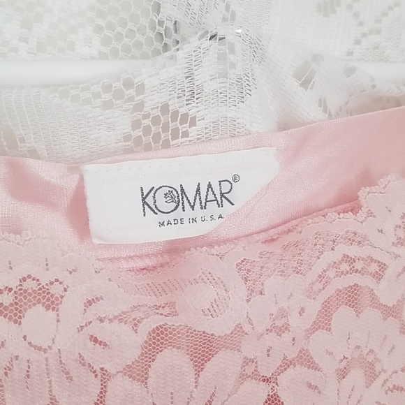 Komar - Picture 3 of 3